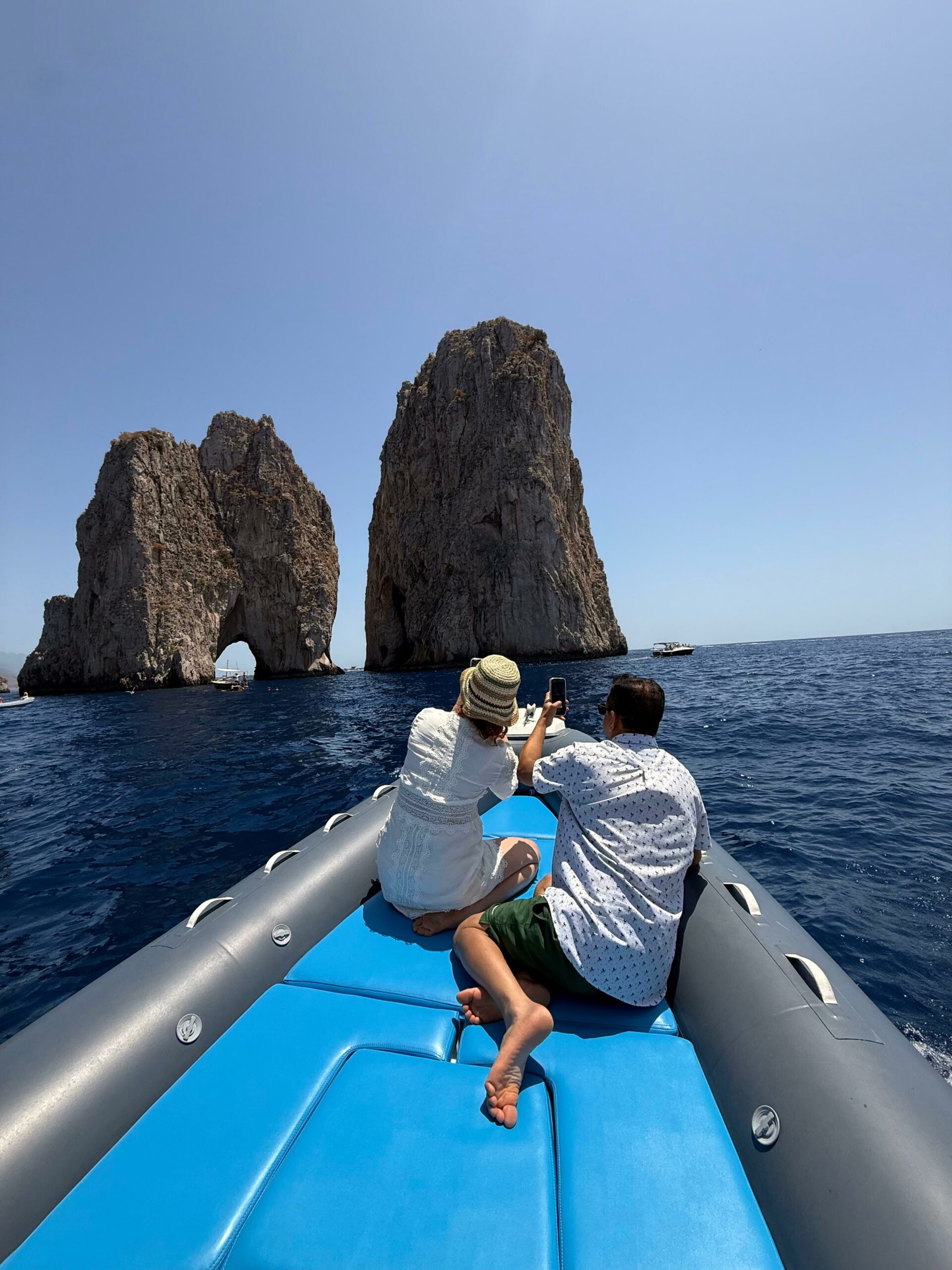 Best Boat Tour Naples to Capri (2026 Guide + Prices)